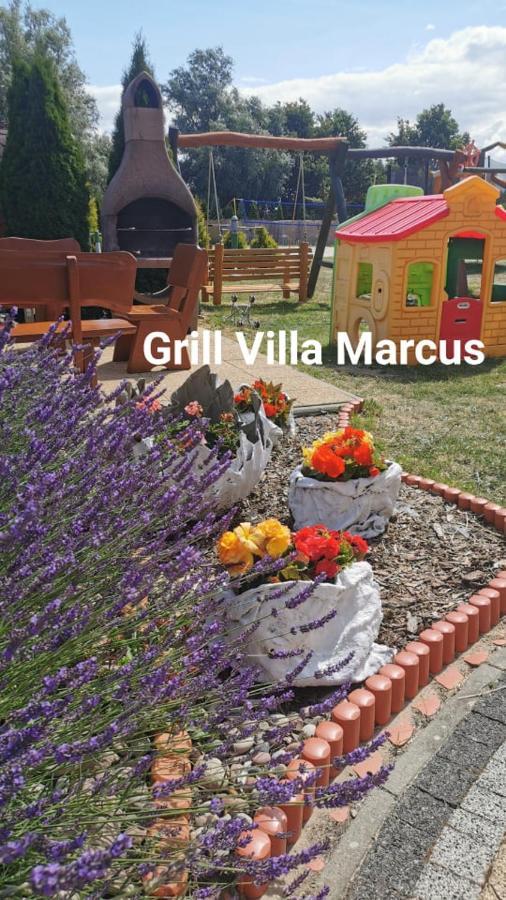 Villa Marcus Rowy  Bagian luar foto